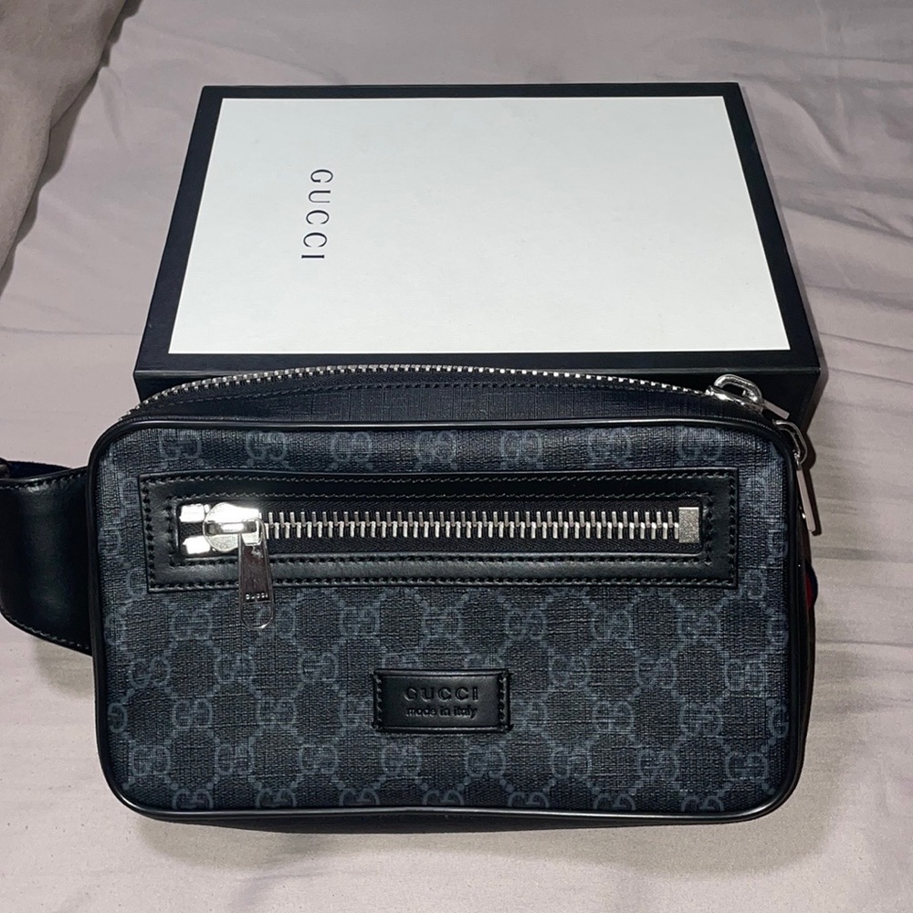 Selling Gucci belt bag not my style good conditions - Picture 3 of 6